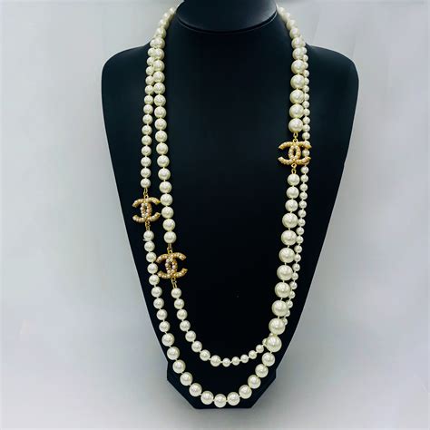 chanel heart necklace|long chanel necklace with pearls.